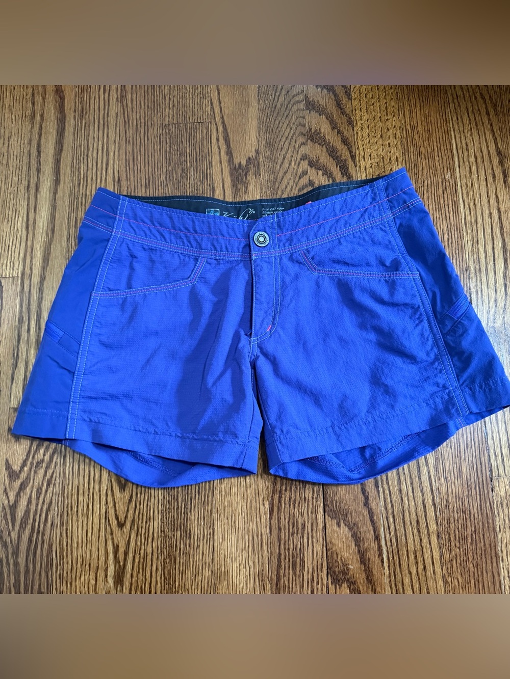 Kuhl Purple Ladies Shorts Side Pockets 4in Inseam Size 2